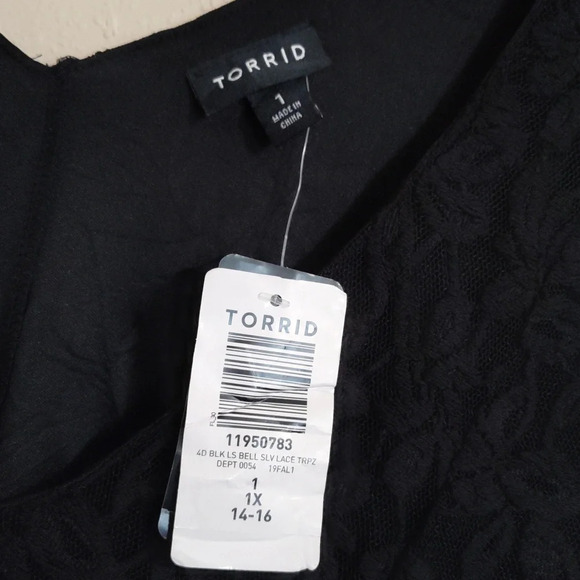 Torrid Black Mini Lace Bell Trapeze Dress Size 1x - Picture 4 of 5